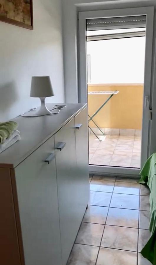 Appartement Jersani à Murter Extérieur photo